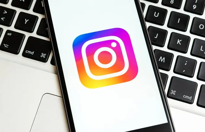 InstaPlus for Your iPhone and iPad